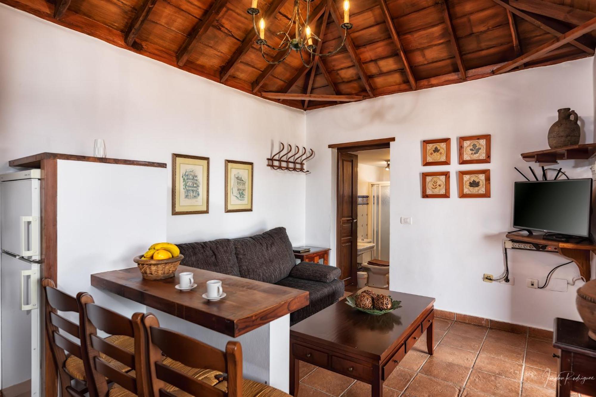 Lightbooking La Morita Villa De Mazo Ngoại thất bức ảnh