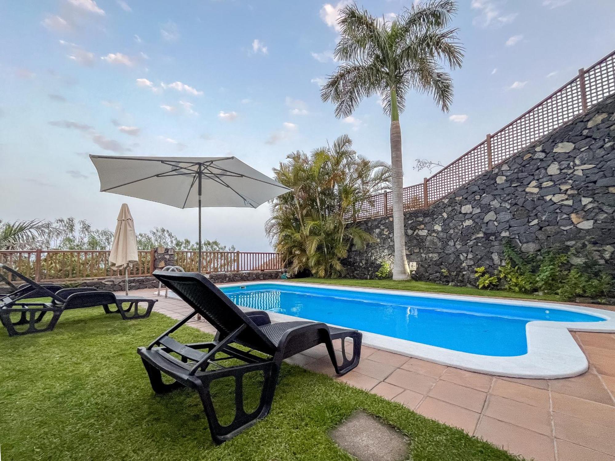 Lightbooking La Morita Villa De Mazo Ngoại thất bức ảnh